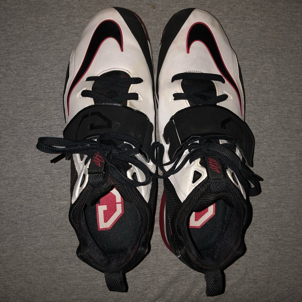 Nike Zoom CJ Trainer White Black Red size 11